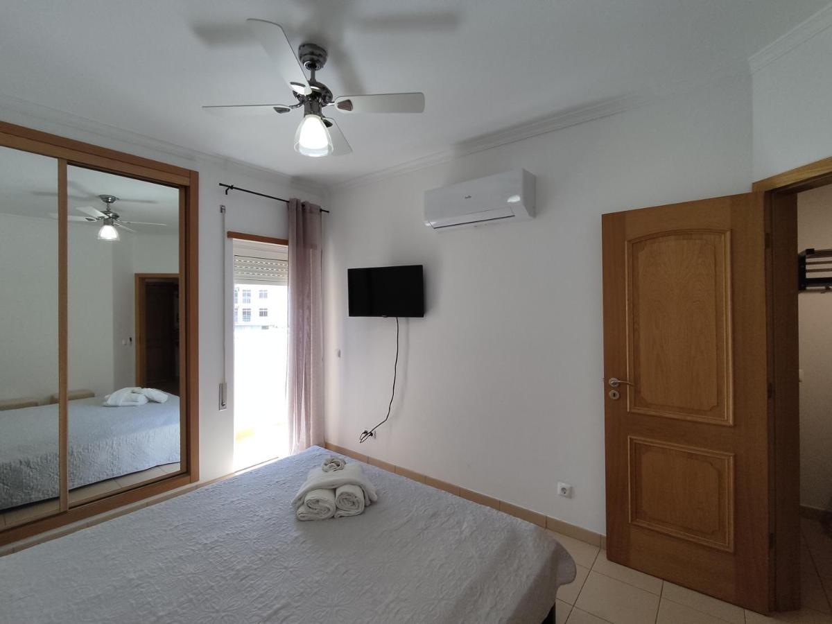 1D Praia Mar - Casas & Papeis Armação de Pêra Extérieur photo