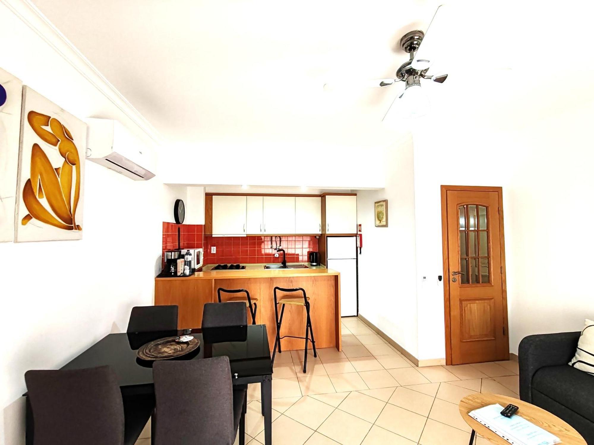 1D Praia Mar - Casas & Papeis Armação de Pêra Extérieur photo